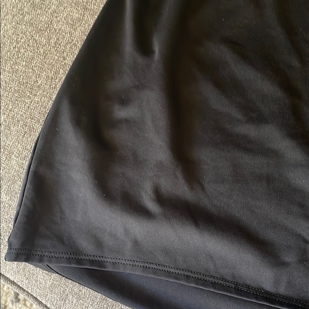 Fabletics Black Tank Top - Picture 2 of 6